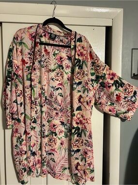 bobeau Pink Floral Open-Front Kimono